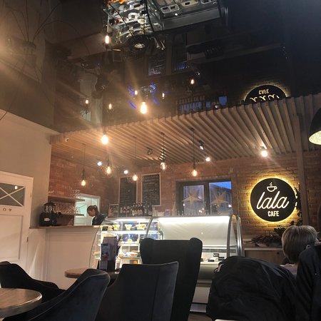 Lala Cafe