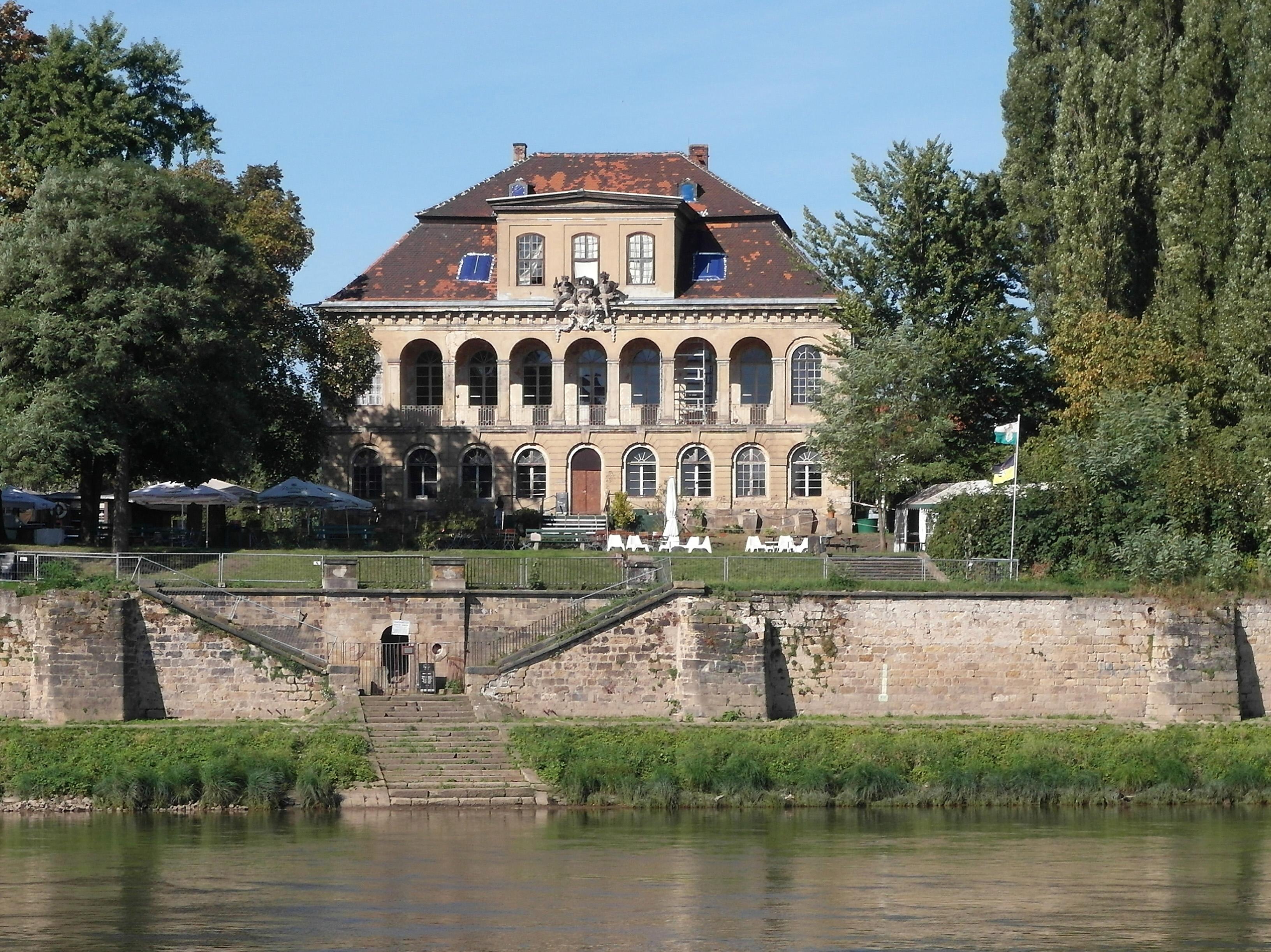 Pałac Übigau