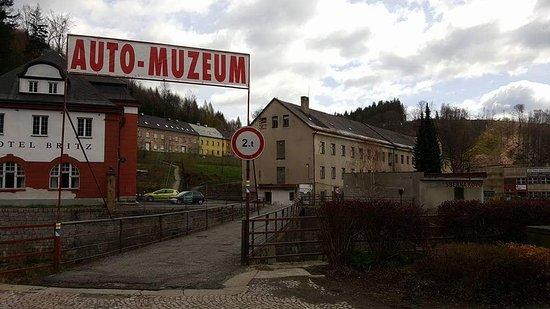 Muzeum socialistickych vozu