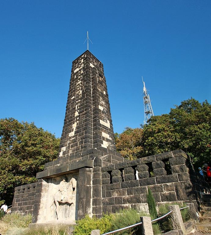 Konig-Albert-Denkmal