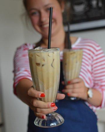Cafe&Bistro "Na kus reci "